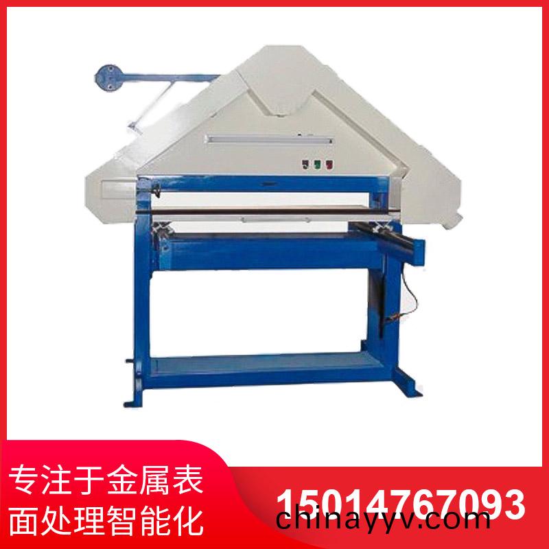 三(san)角拉(la)絲機(ji)設(she)備(bei)如何做好錶(biao)麵抛光拉絲砂(sha)帶(dai)